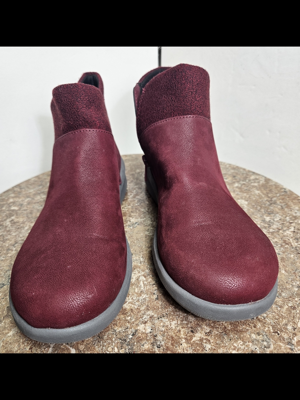 Cloudstepper Womens Size 6 Burgundy Sillian 2.0 Slip On Boots